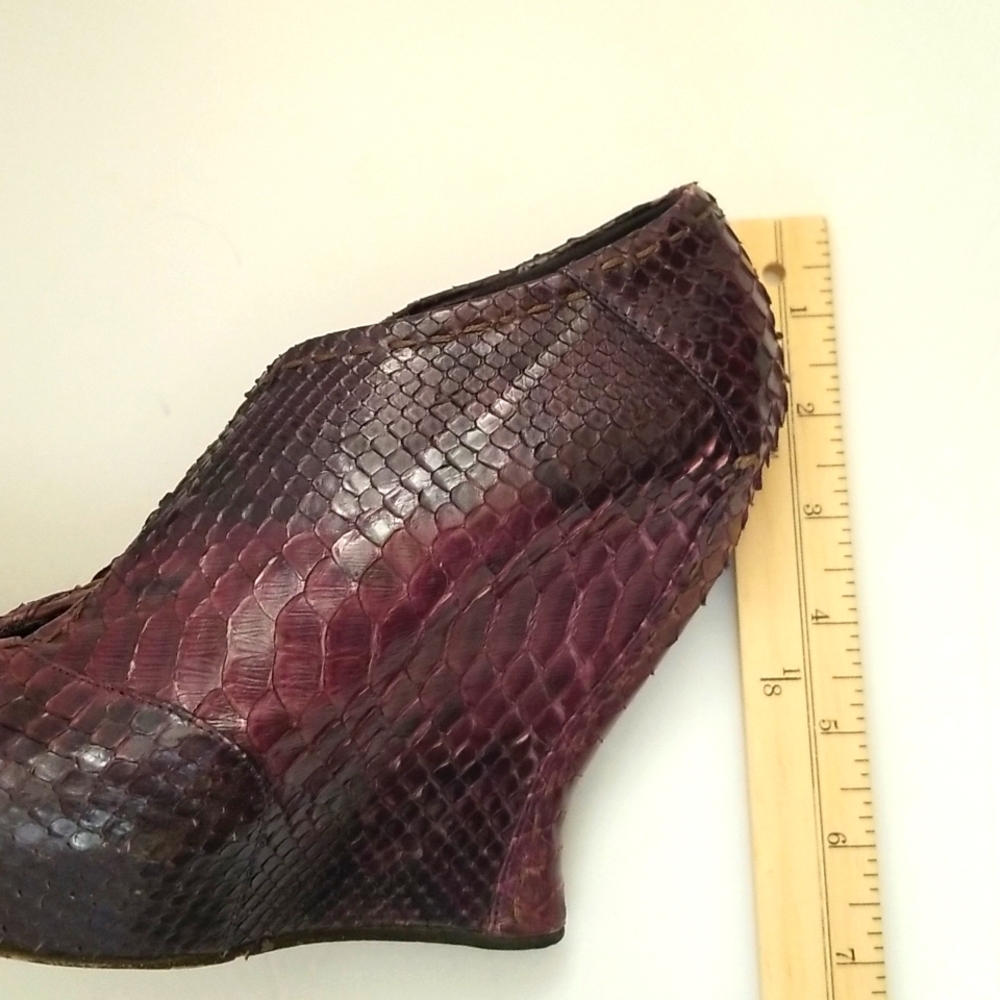 ๐HP Alexander McQueen Snakeskin Wedge Sculpted Heel Platform Boots Runway Rare - Picture 8 of 9